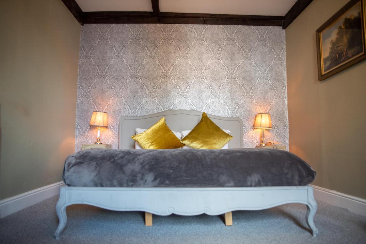 The Oak House Hotell Axbridge Eksteriør bilde A bedroom at the hotel