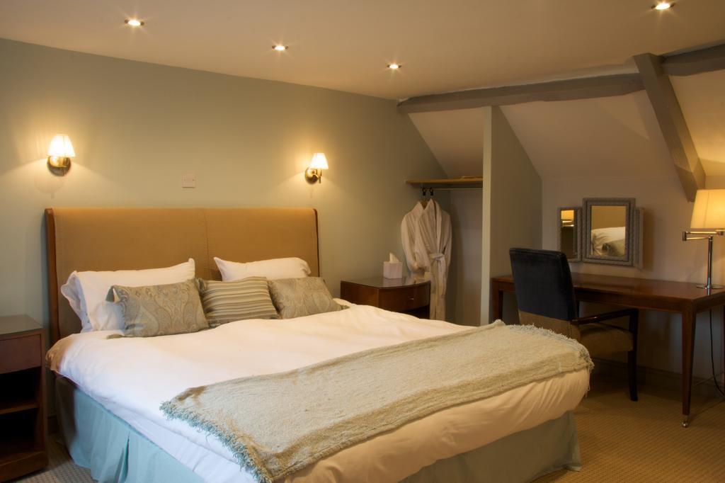 The Oak House Hotell Axbridge Eksteriør bilde A bedroom at the hotel